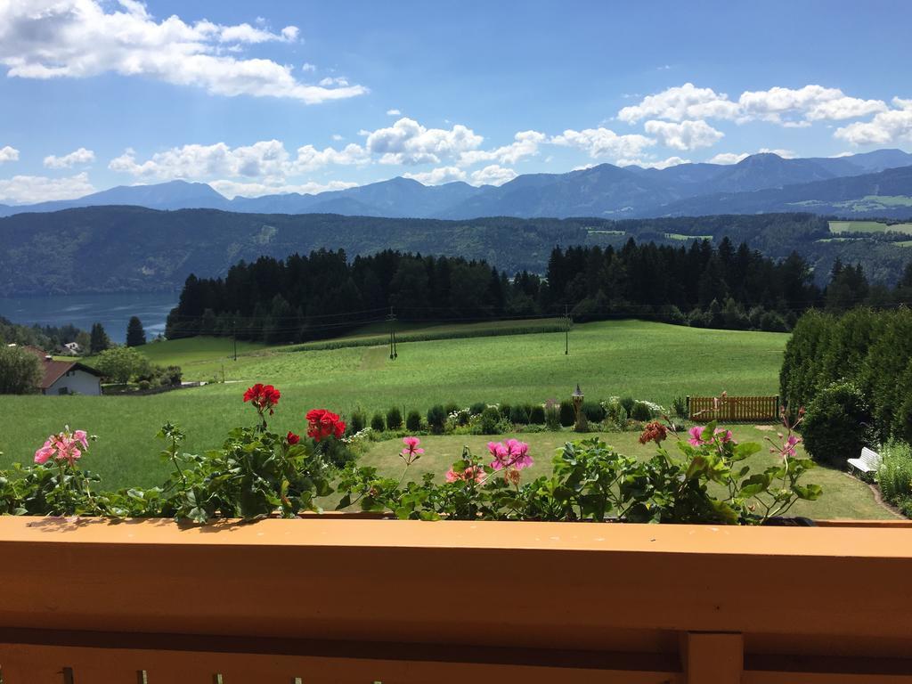 Landhaus Seeblick Millstatt Bagian luar foto